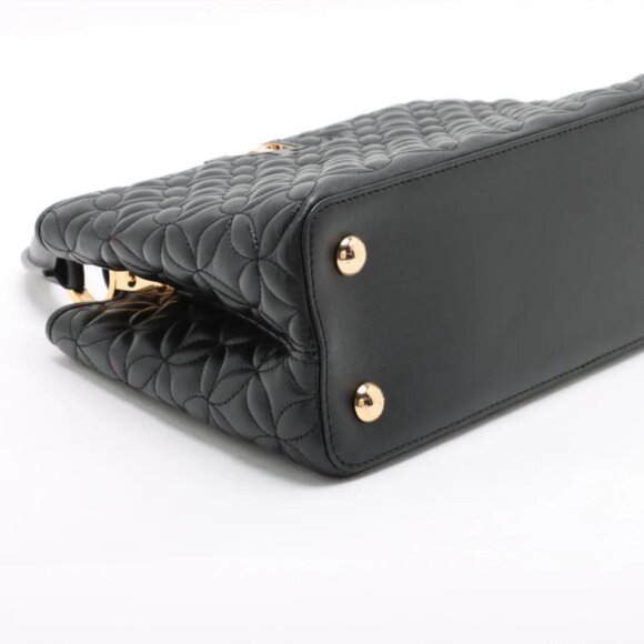 Louis Vuitton Monogram Flower Capucines MM Black - Picture 4 of 15